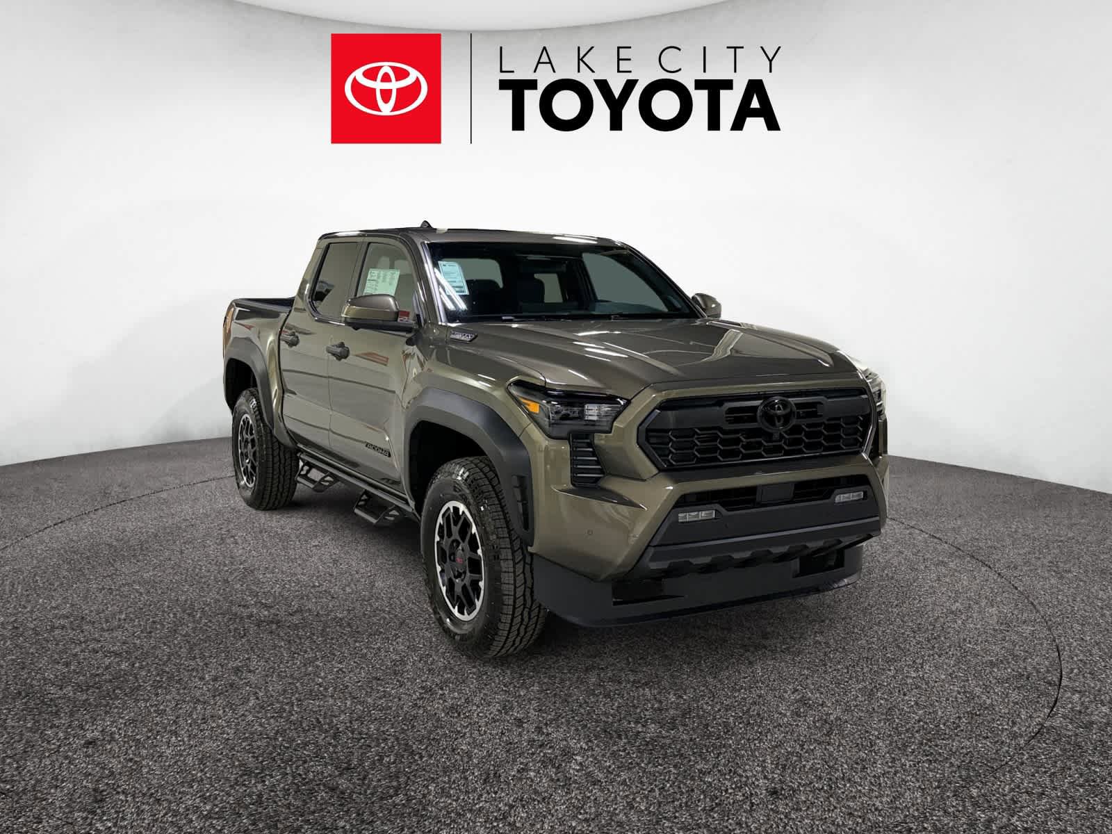 New 2026 Toyota Tacoma TRD Off-Road AWD/4WD image 9