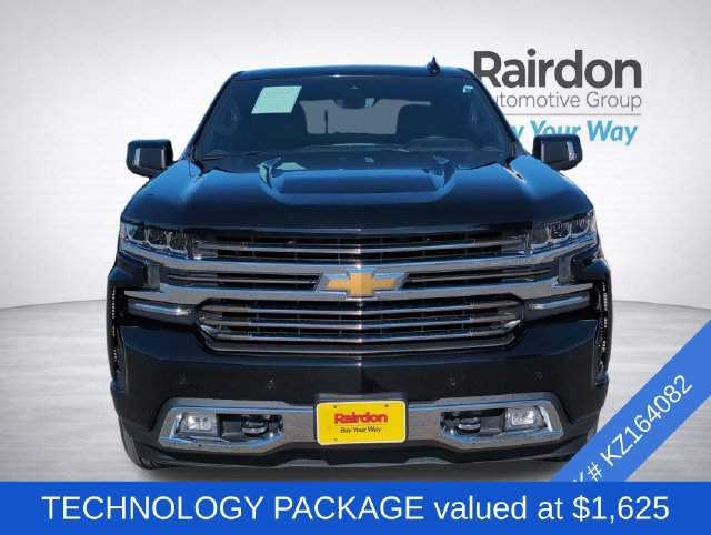 Used 2019 Chevrolet Silverado 1500 High Country w/ Technology Package AWD/4WD image 2
