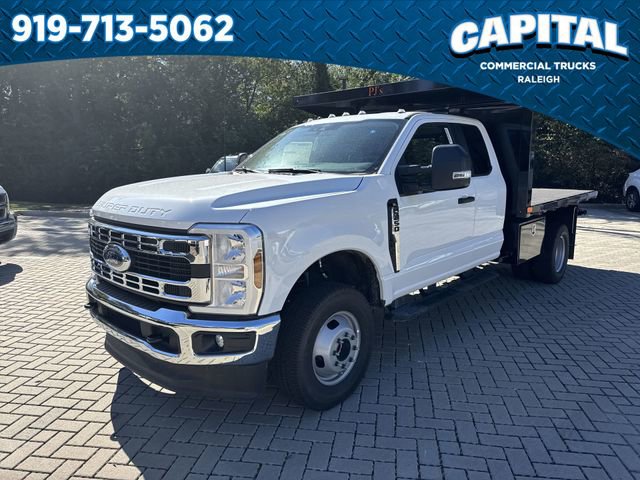 New 2025 Ford F350 XL w/ XL Chrome Package image 4