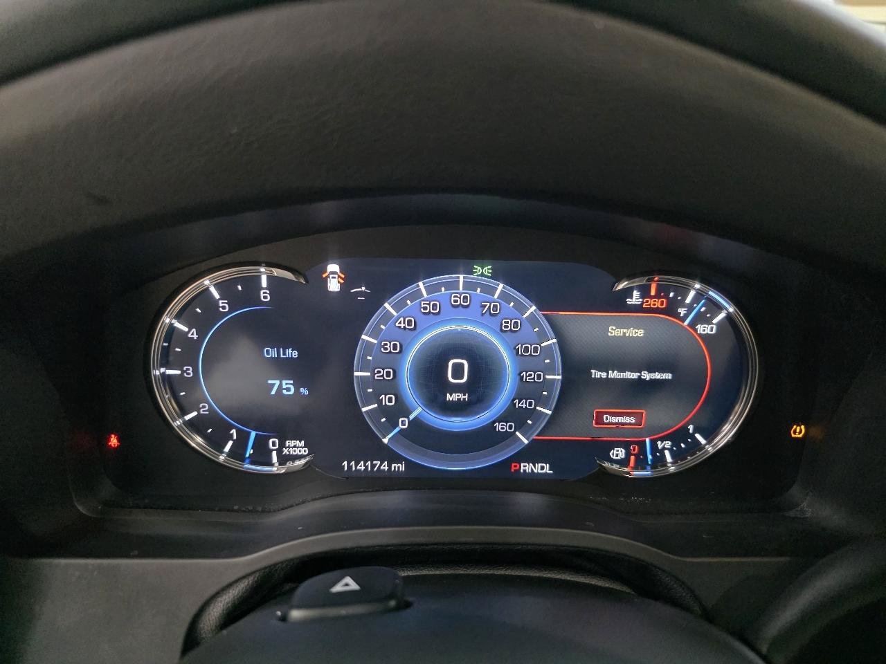 Used 2018 Cadillac Escalade Premium Luxury AWD/4WD image 32