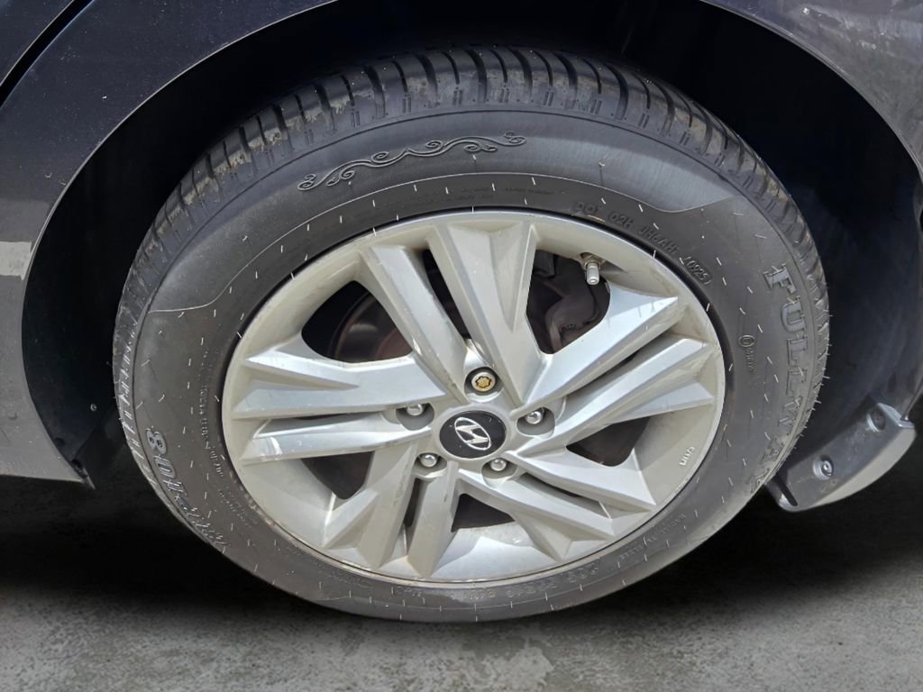 Used 2020 Hyundai Elantra Value Edition w/ Cargo Package (C1) FWD image 15