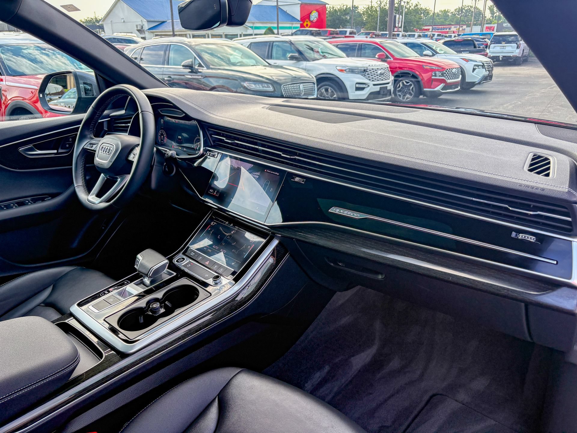 Used 2025 Audi Q8 Premium w/ Black Optic Package AWD/4WD image 23
