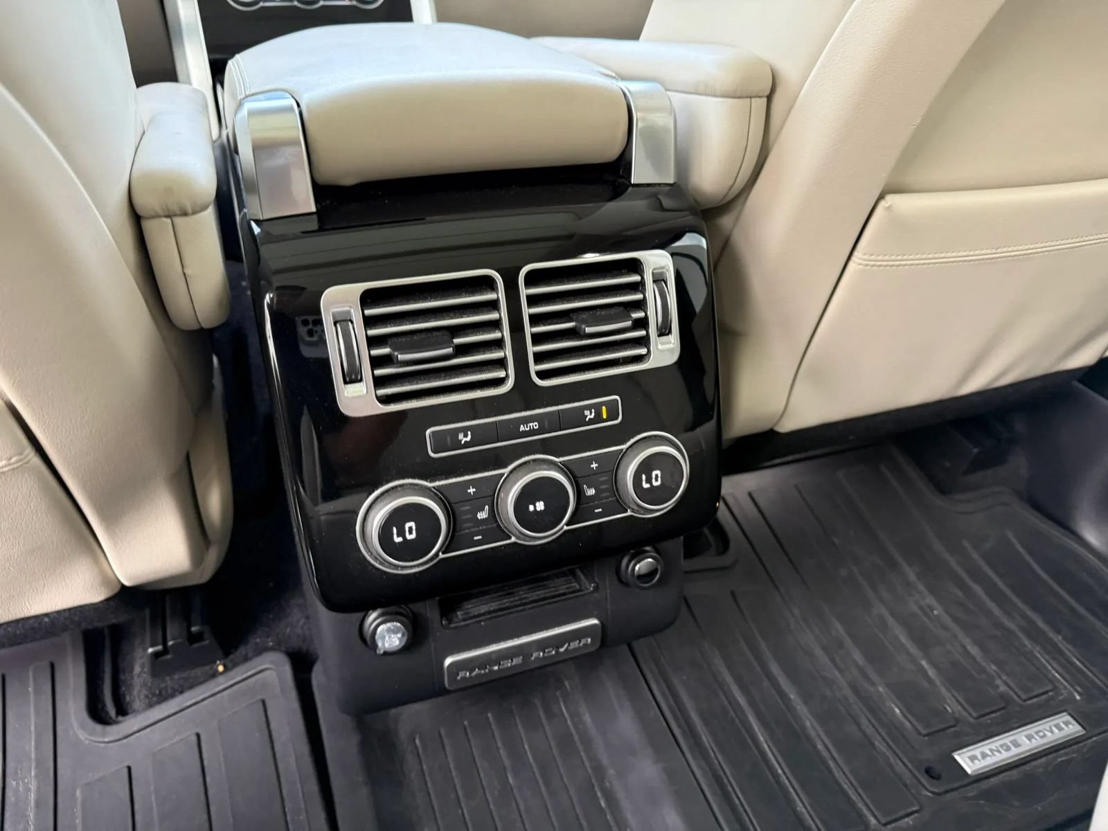 Used 2016 Land Rover Range Rover HSE AWD/4WD image 15