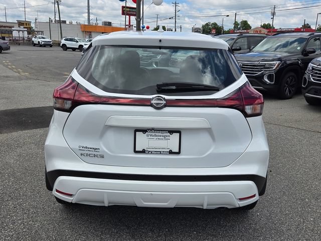 Used 2025 Nissan Kicks Play S FWD image 10