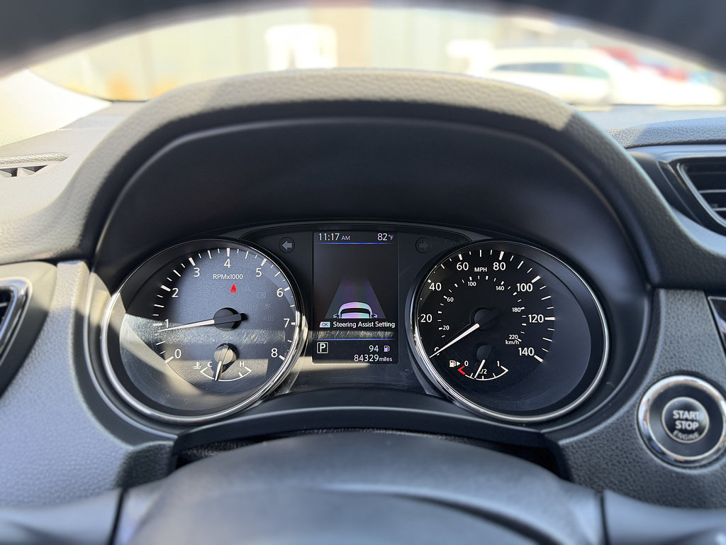 Used 2019 Nissan Rogue SV w/ Premium Package AWD/4WD image 14
