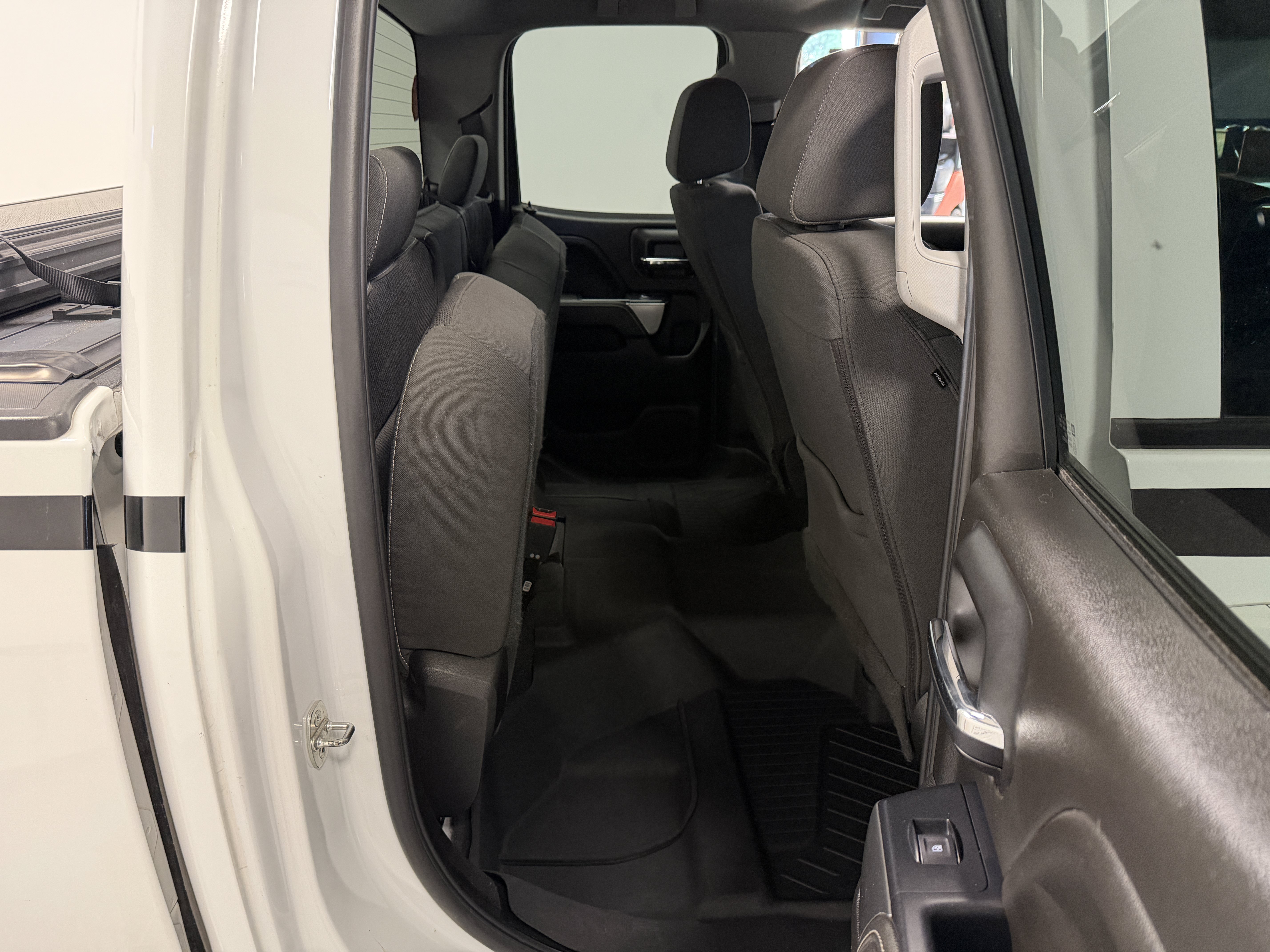 Used 2019 Chevrolet Silverado 1500 LT w/ All Star Edition AWD/4WD image 21