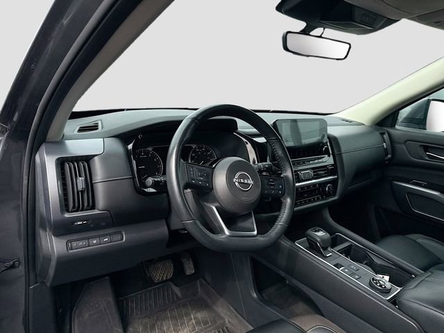 Used 2023 Nissan Pathfinder SL image 11