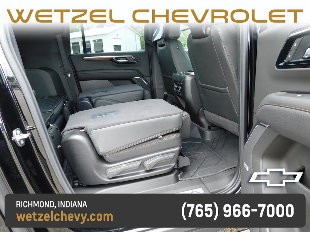 New 2026 Chevrolet Suburban High Country AWD/4WD image 34