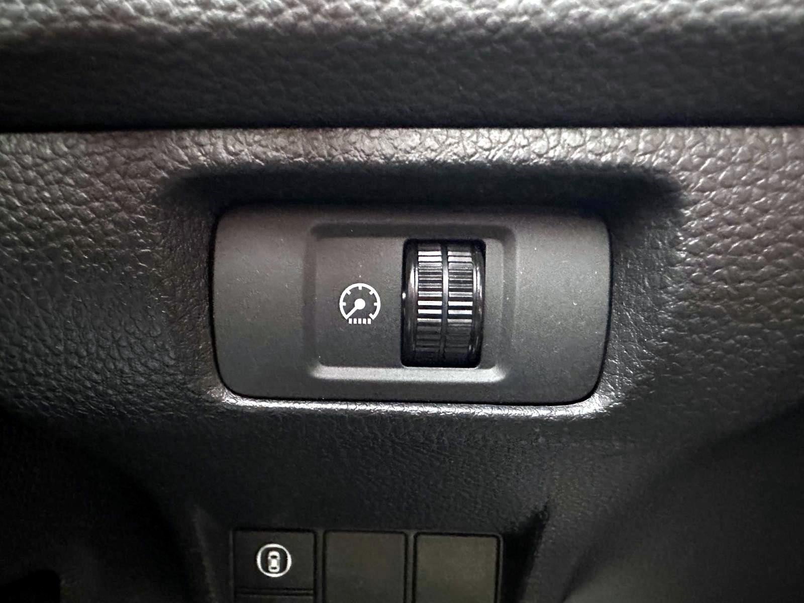 Used 2023 Honda Civic Sport image 15