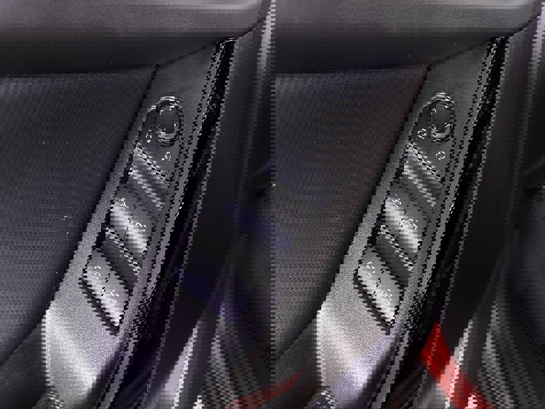 New 2026 Chevrolet Equinox LT w/ LPO, Floor Liner Package image 58