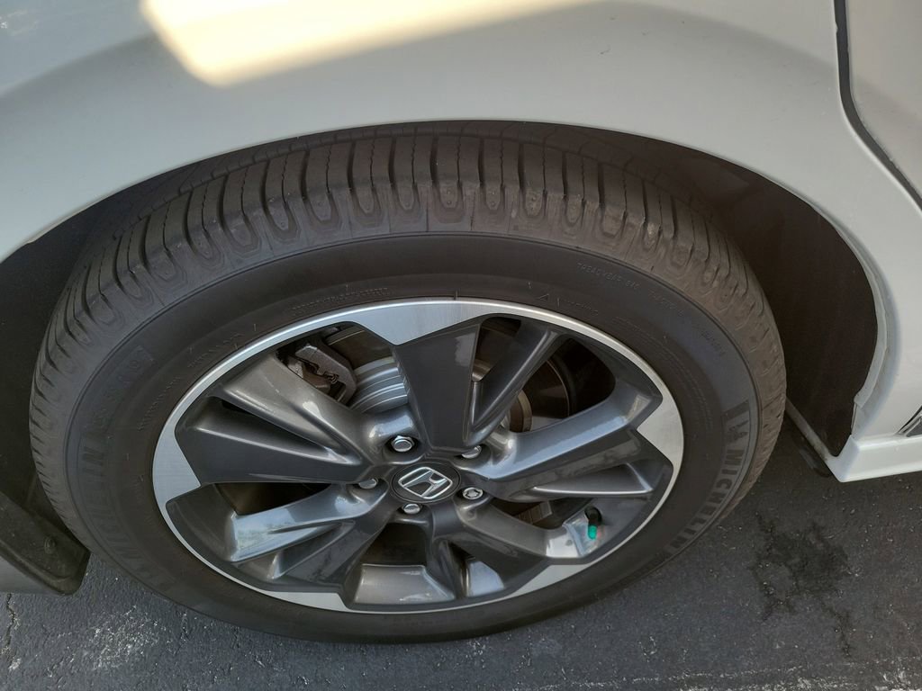 Used 2024 Honda Odyssey Elite image 11