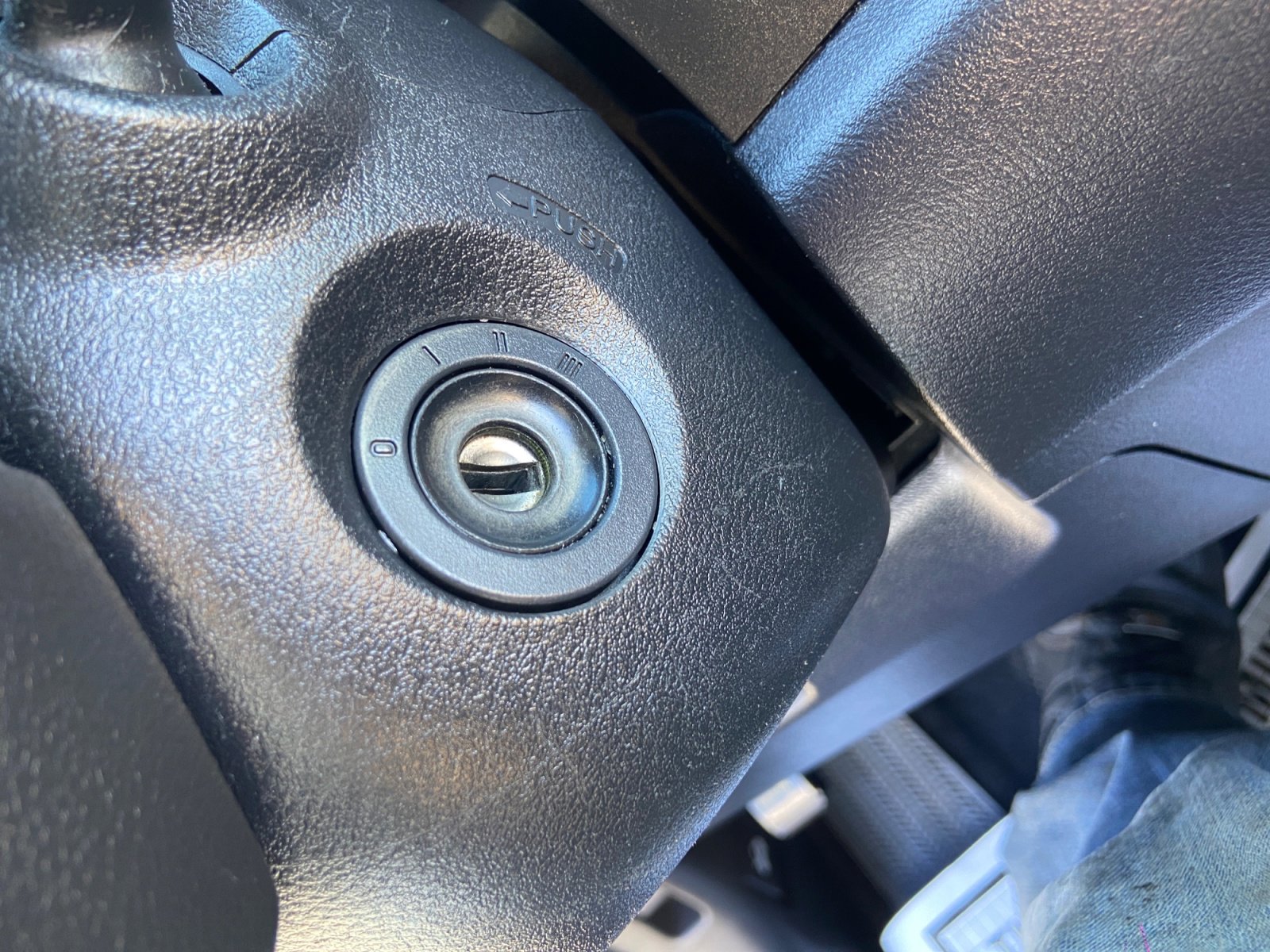 Used 2011 Honda CR-V EX image 30