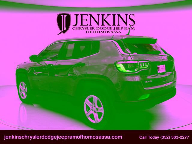 Used 2023 Jeep Compass Sport AWD/4WD image 7