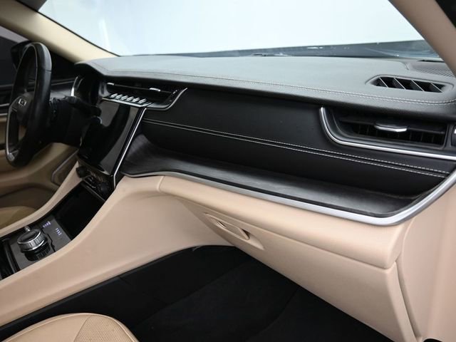 Used 2021 Jeep Grand Cherokee L Limited w/ Luxury Tech Group II image 42