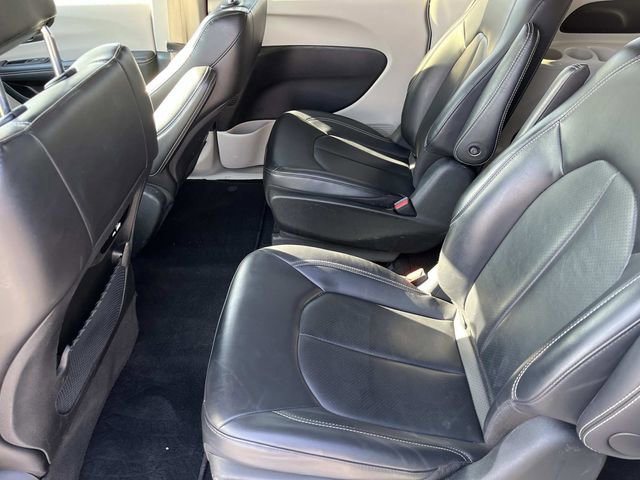 Used 2024 Chrysler Pacifica Limited FWD image 20