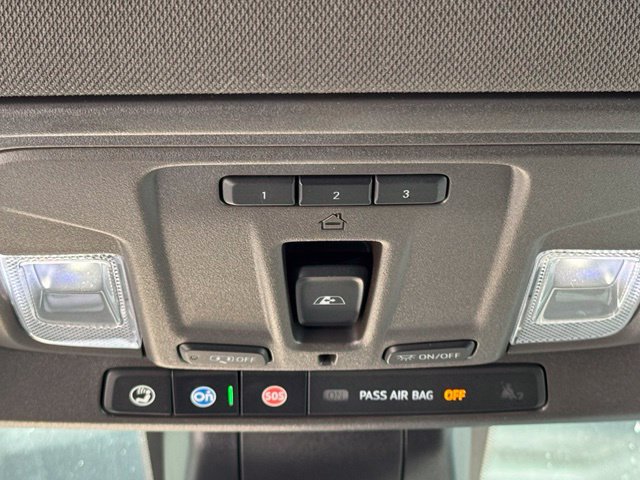 Used 2019 GMC Sierra 1500 SLT w/ SLT Premium Plus Package AWD/4WD image 21