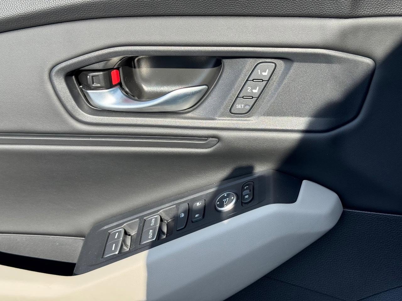 Certified 2025 Honda Accord EX-L image 24