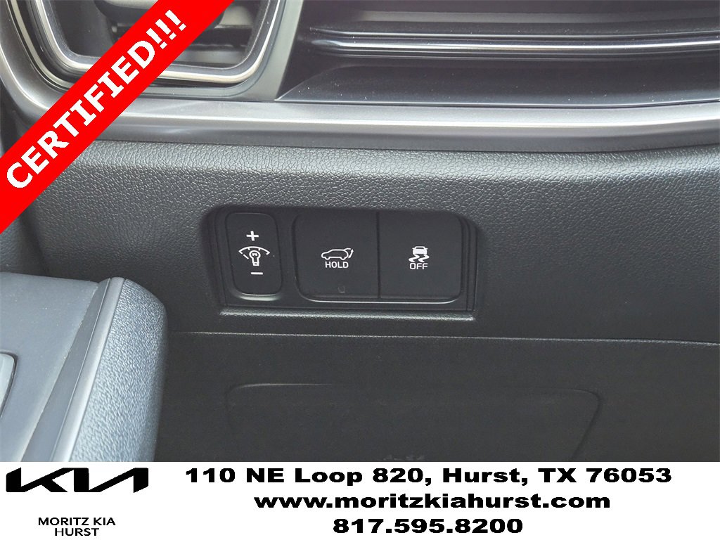 Certified 2025 Kia Sorento EX w/ Panoramic Sunroof Package image 24