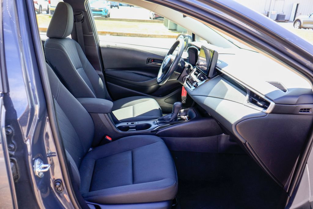 Used 2026 Toyota Corolla LE FWD image 10