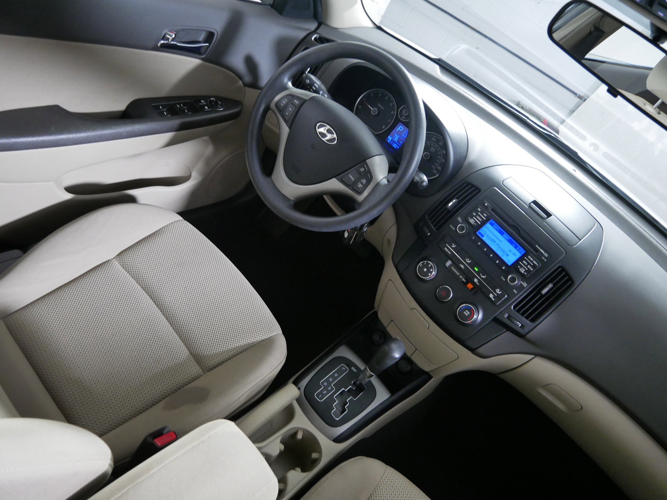 Used 2010 Hyundai Elantra GLS w/ Popular Equipment Pkg 2 image 9