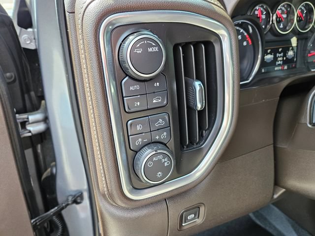 Used 2020 Chevrolet Silverado 1500 RST w/ Texas Edition AWD/4WD image 26