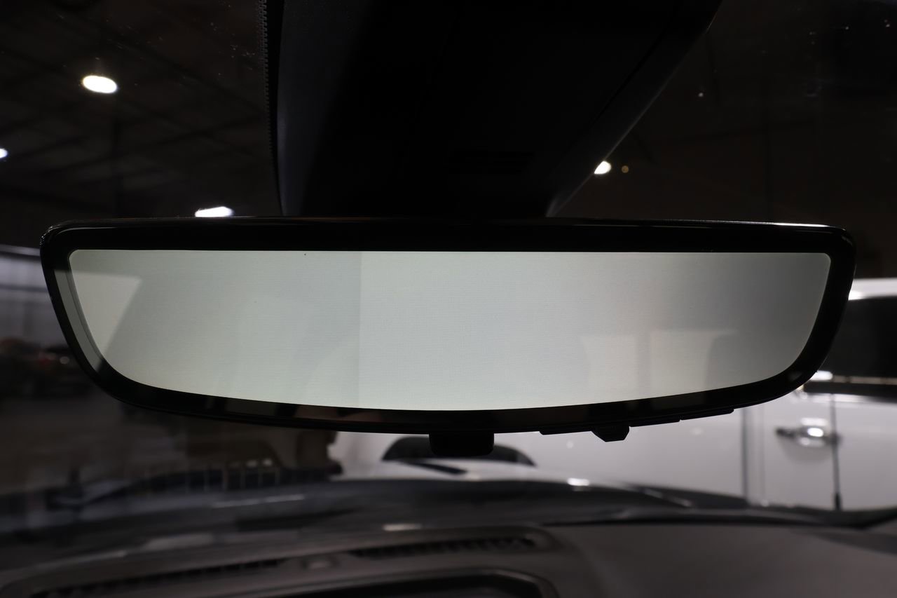 Certified 2020 Chevrolet Silverado 1500 LTZ w/ Technology Package image 16