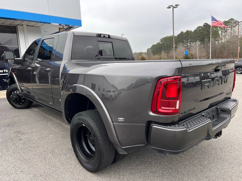 Used 2025 RAM 3500 Limited image 10