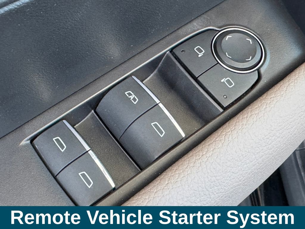 Used 2024 GMC Canyon Denali AWD/4WD image 17