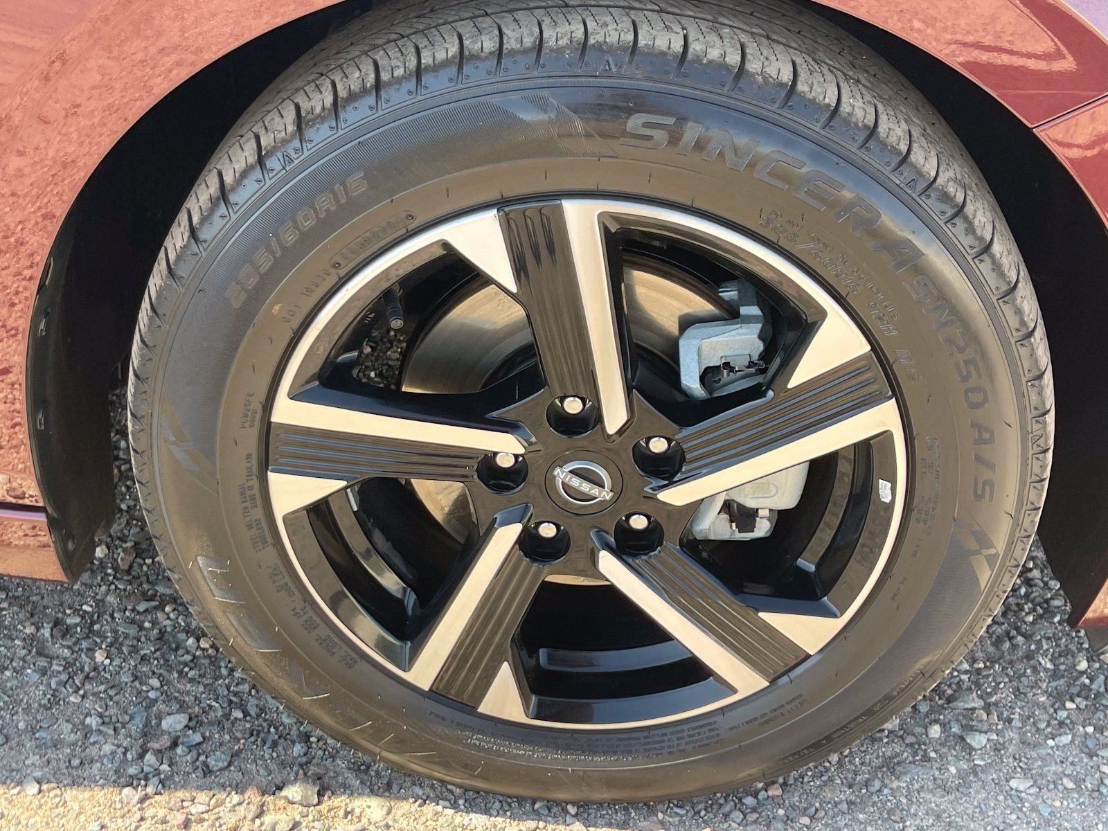 Certified 2024 Nissan Sentra SV FWD image 10