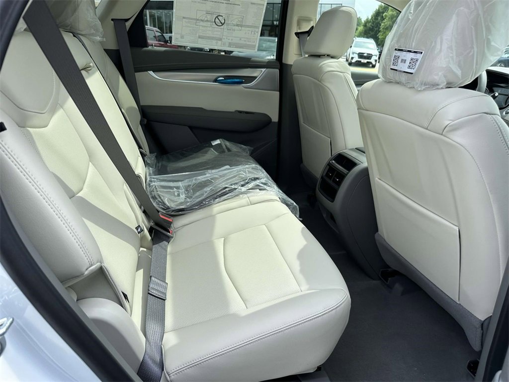 New 2025 Cadillac XT5 Premium Luxury image 11
