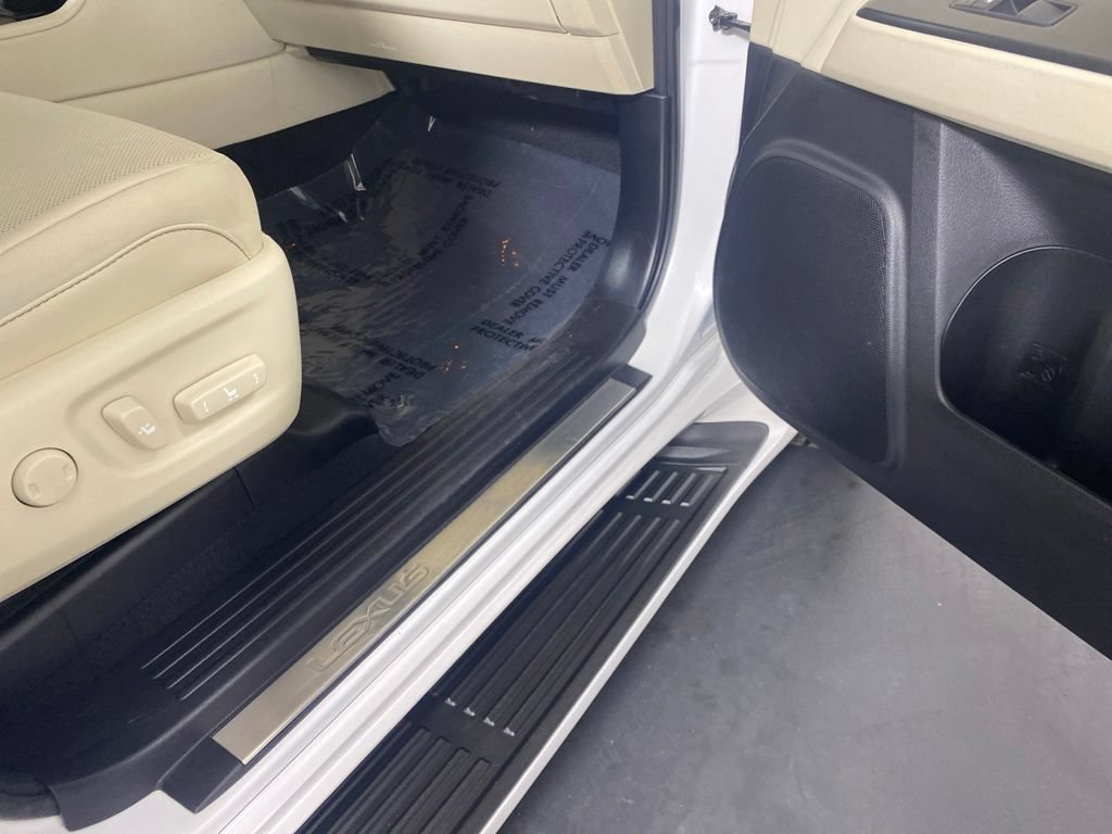 Used 2022 Lexus GX 460 Premium AWD/4WD image 32