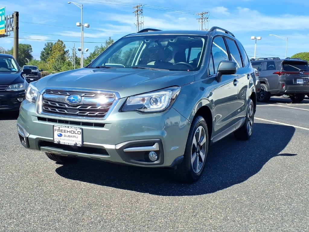 Used 2018 Subaru Forester 2.5i Limited AWD/4WD image 3