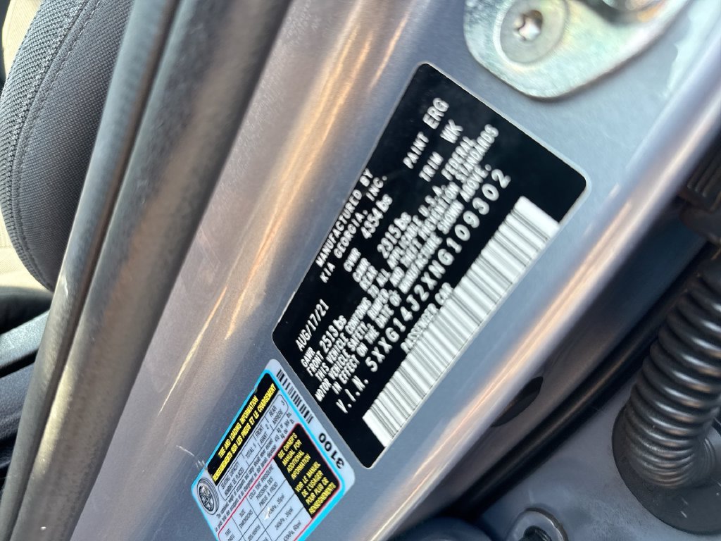 Used 2022 Kia K5 LXS FWD image 32