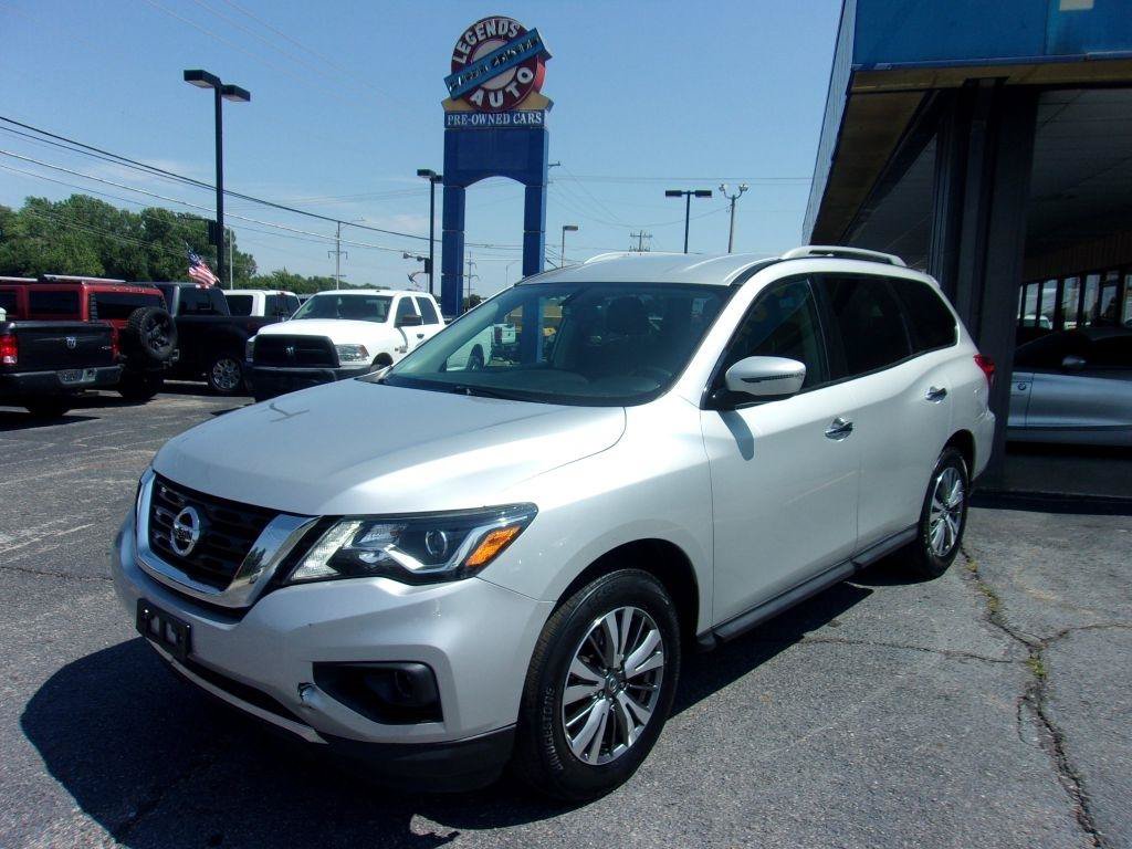 Used 2019 Nissan Pathfinder SV AWD/4WD image 1