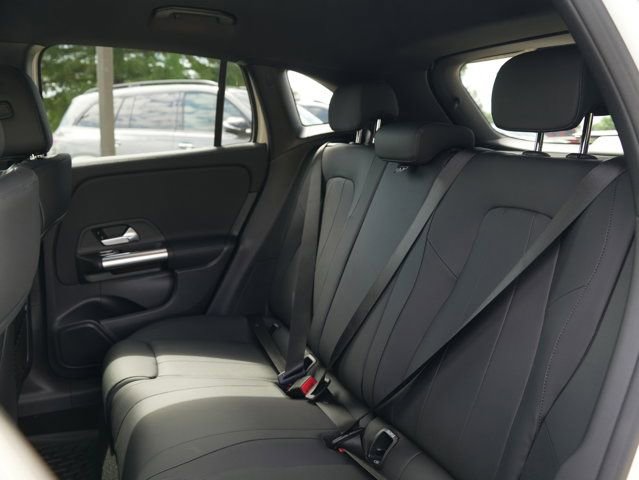 Certified 2026 Mercedes-Benz GLA 250 4MATIC image 41