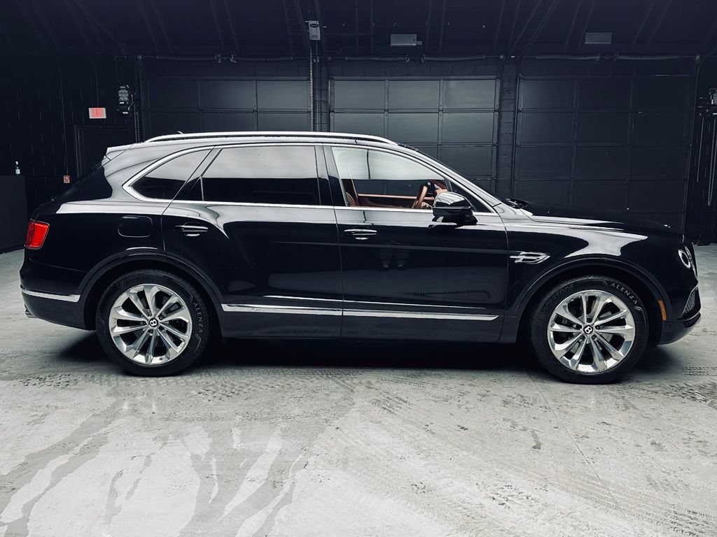 Used 2019 Bentley Bentayga AWD/4WD image 7