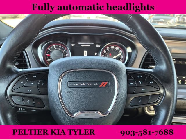 Used 2023 Dodge Challenger SXT image 28