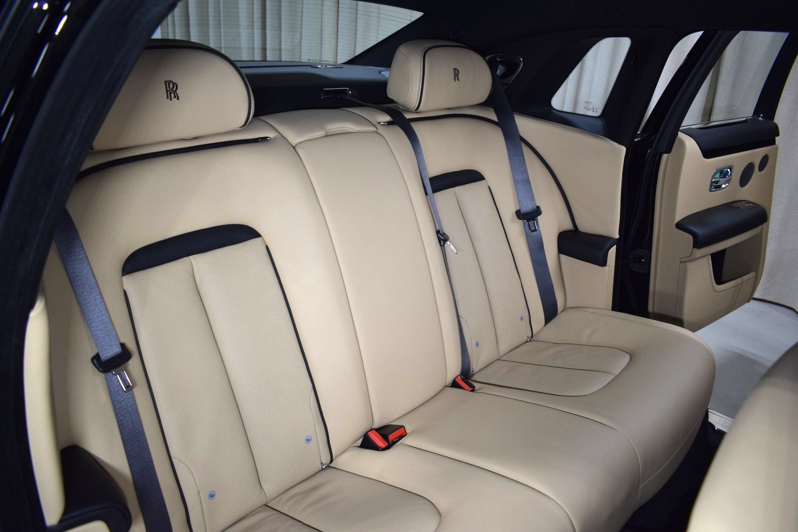New 2026 Rolls-Royce Ghost AWD/4WD image 20