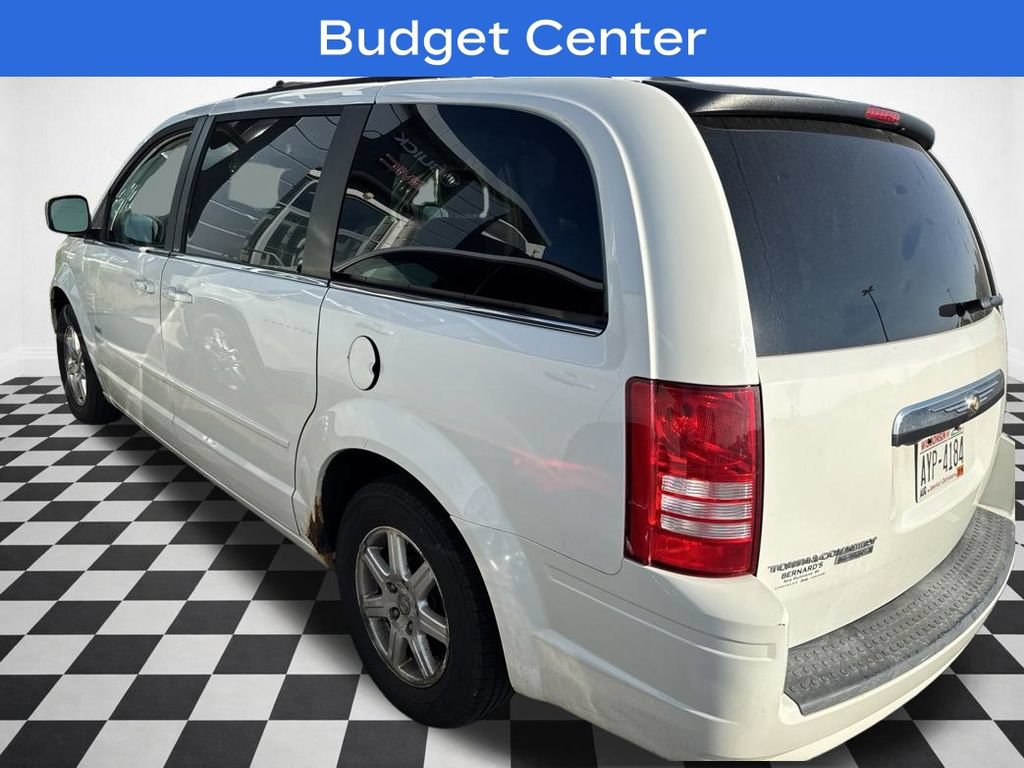 Used 2008 Chrysler Town & Country Touring FWD image 35