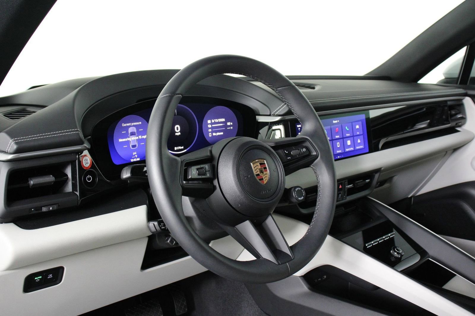 Certified 2024 Porsche Macan 4 Electric image 4