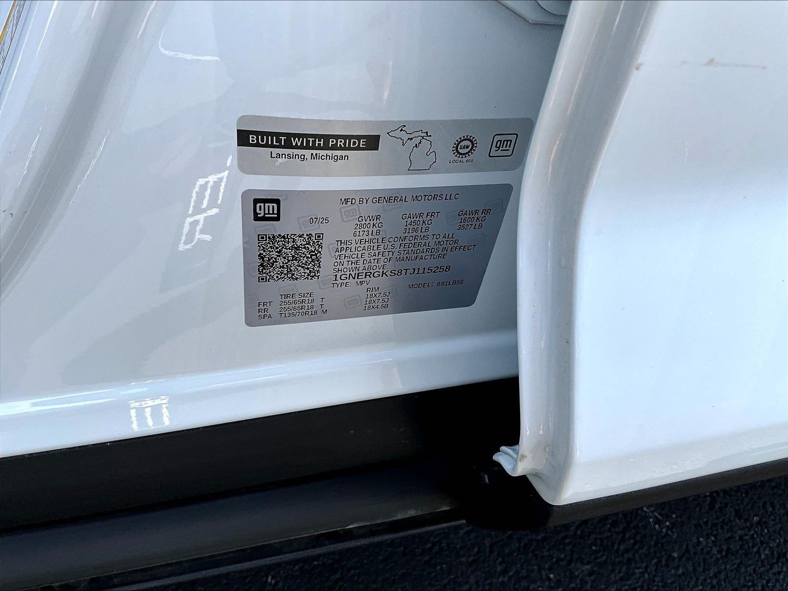 Used 2026 Chevrolet Traverse LT w/ LPO, Floor Liner Package FWD image 19