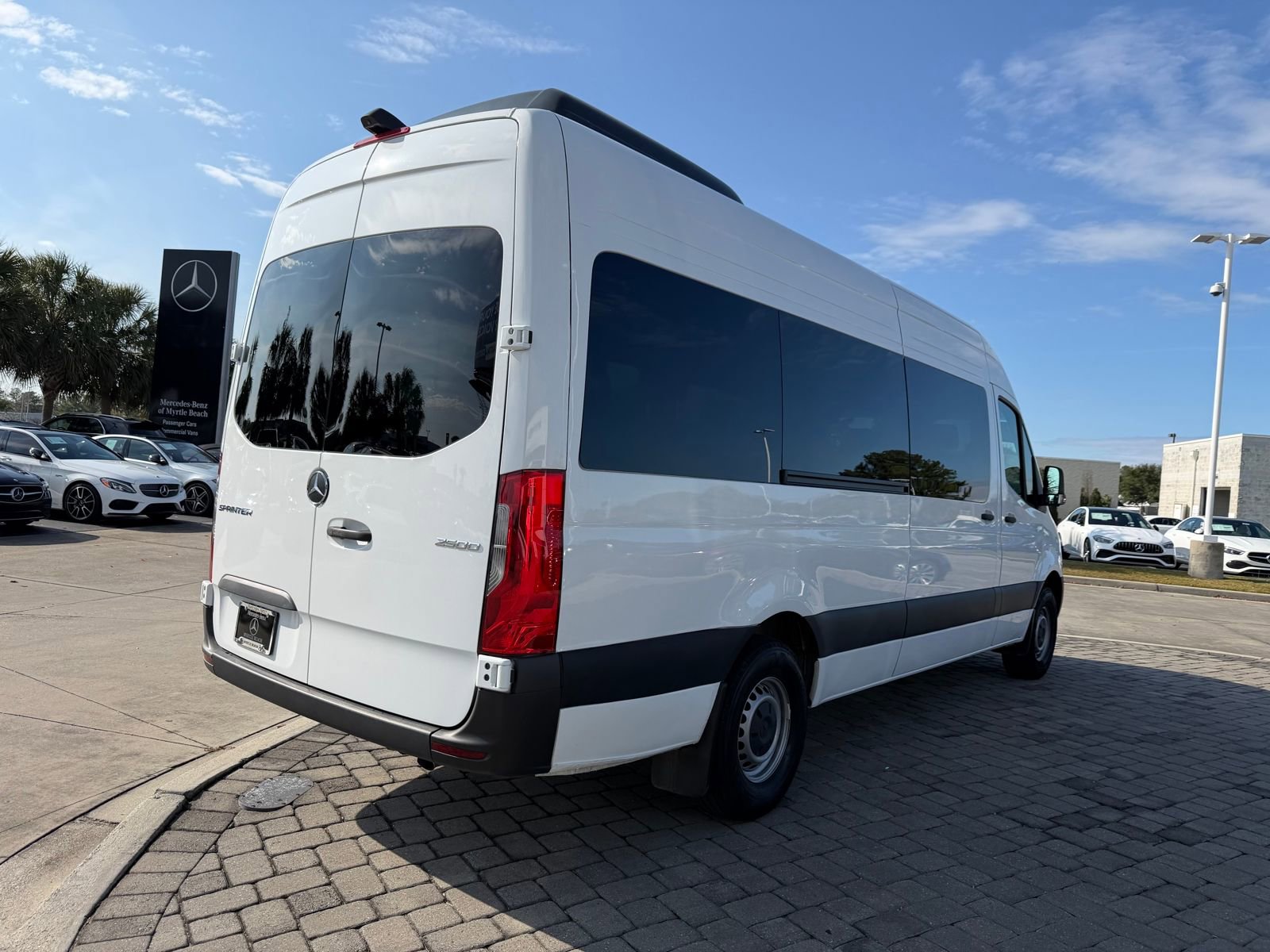 Used 2025 Mercedes-Benz Sprinter 2500 image 8