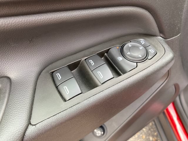 Certified 2024 Chevrolet Equinox LT w/ LPO, Floor Liner Package FWD image 17