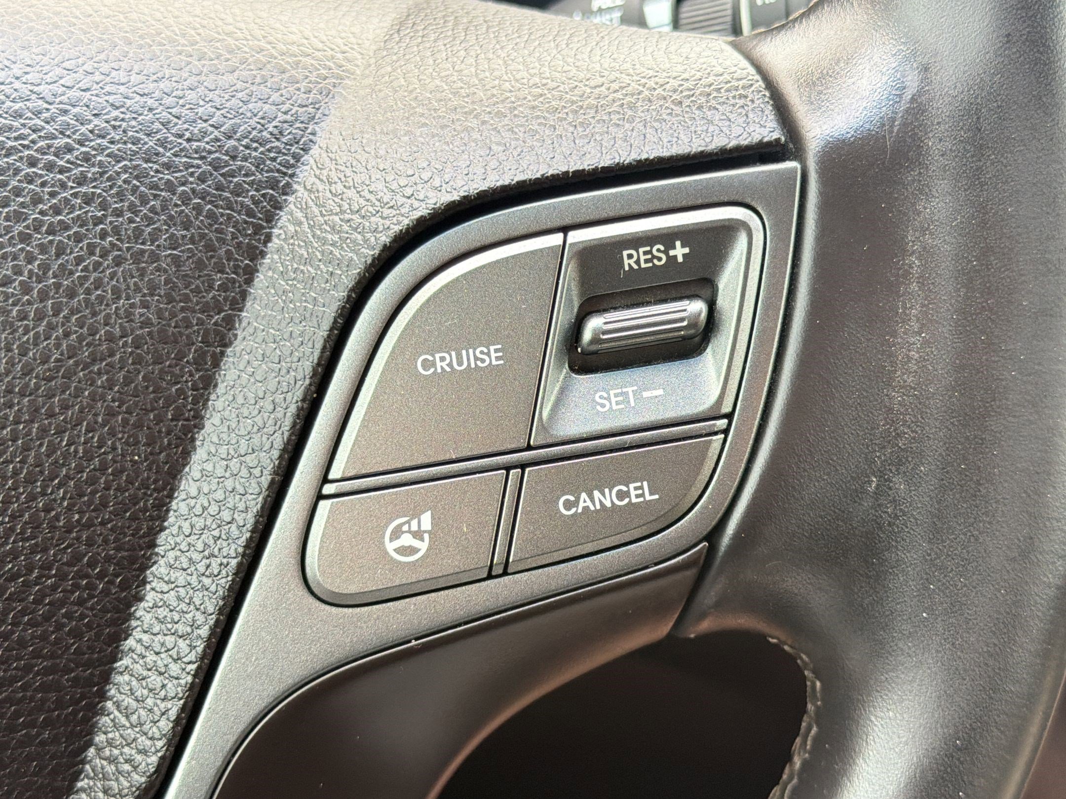 Used 2014 Hyundai Santa Fe GLS w/ Ultimate Package 06 FWD image 25