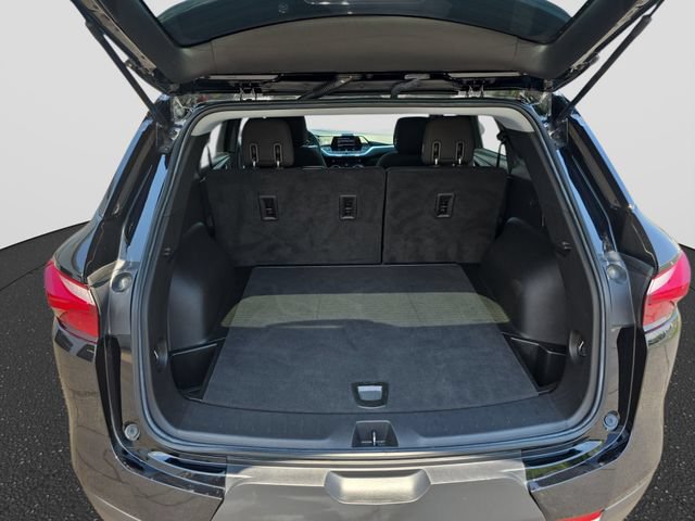 Used 2021 Chevrolet Blazer L FWD image 12