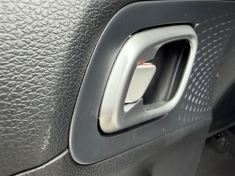 Used 2020 Kia Soul S FWD image 28