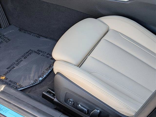 New 2026 BMW 330i Sedan w/ Premium Package RWD image 4