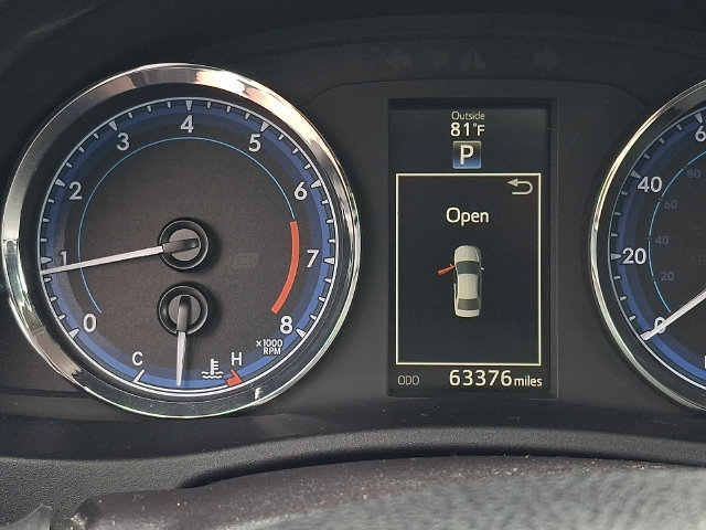 Used 2018 Toyota Corolla SE FWD image 20