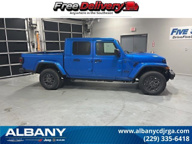New 2025 Jeep Gladiator Sport
