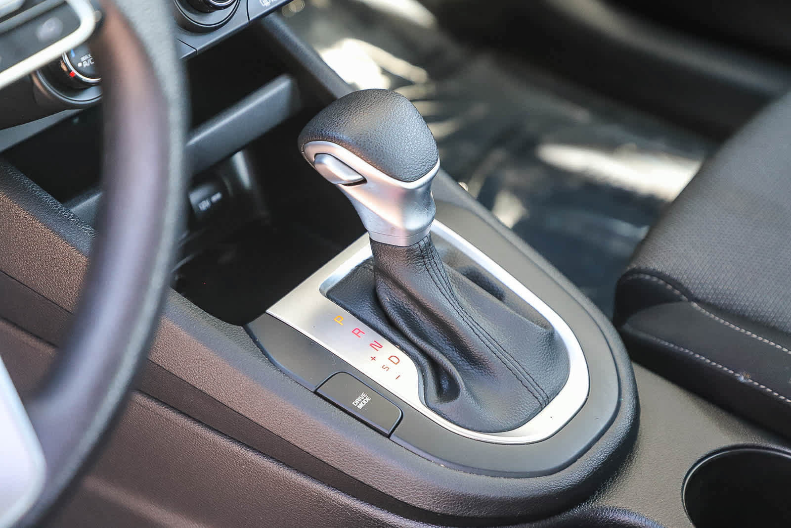 Used 2023 Kia Forte LXS FWD image 18